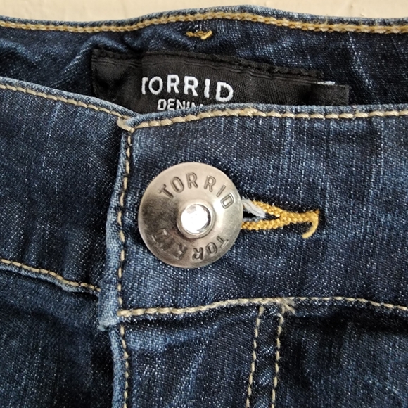 Torrid Denim Jeans Size 22 - Picture 2 of 9
